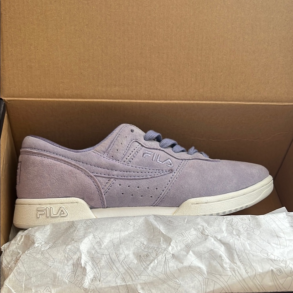 FILA Womens Low-Top Suede Sneaker in Lavender. NEW IN BOX